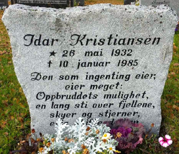 Idar Kristiansen gravsten.
