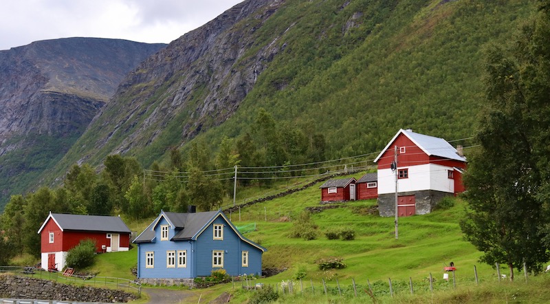 Hus og fjøs i Skardalen
