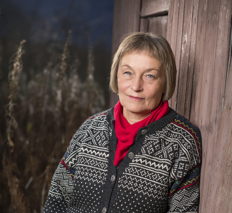 Gerd Mikalsen debuterer med romanen «Farsmålet». Foto: Ørjan Bertelsen.